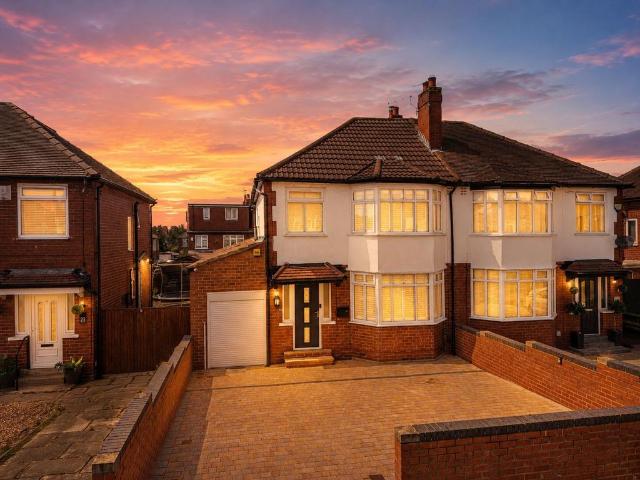 House for sale in Austhorpe, West Yorkshire