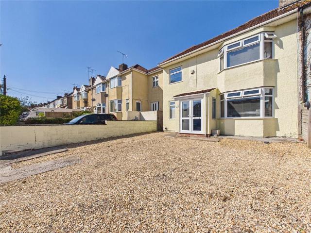 House for sale in Kingswood