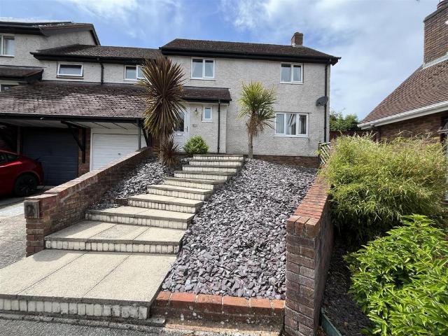 House for sale in Colwyn Bay, Wales