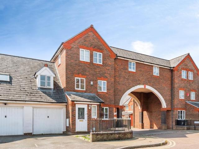 House for sale in Peatmoor, Swindon