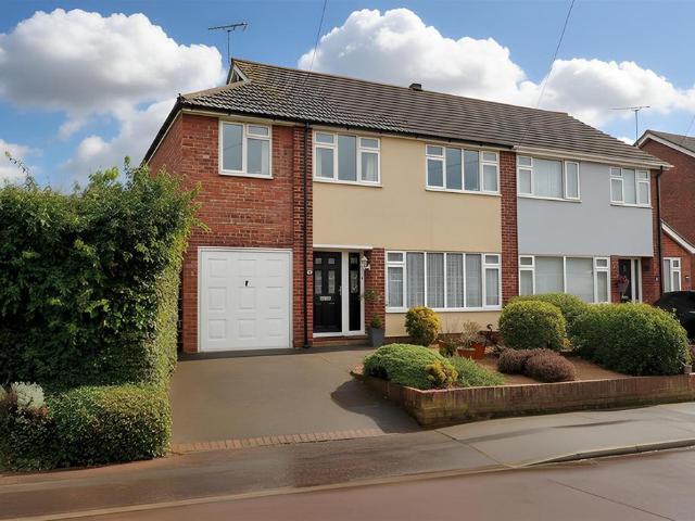 House for sale in Coggeshall, Chipping Hill