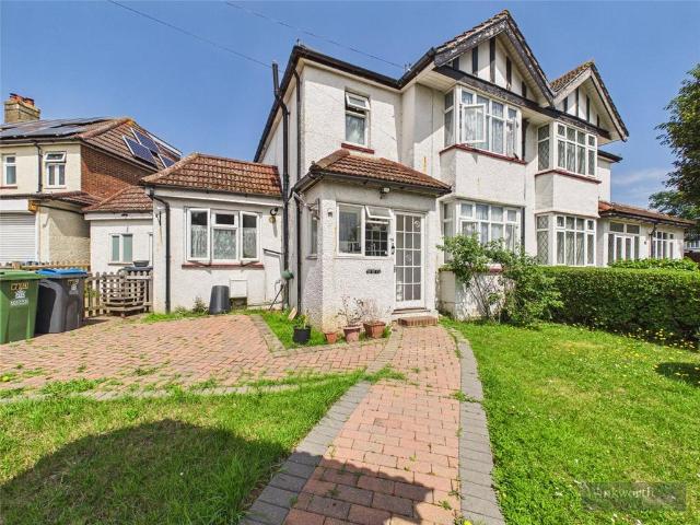 House for sale in Tolworth, Greater London
