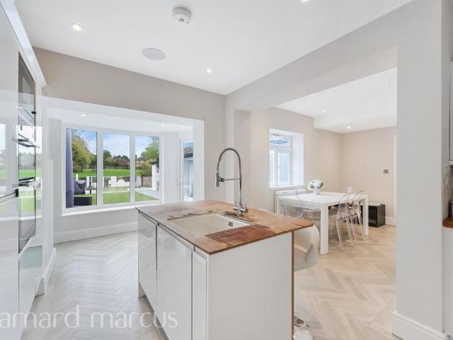 House for sale in Red Hill, Surrey