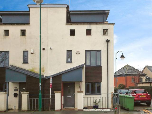 House for sale in Hampton Hargate, Peterborough