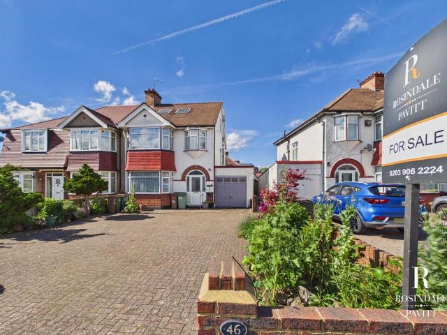 House for sale in Wallington, Greater London