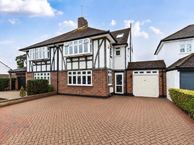 House for sale in Avery Hill, Greater London