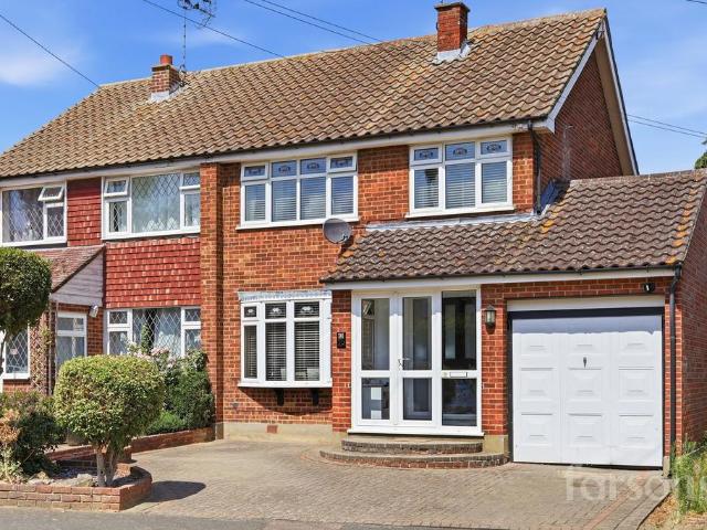 House for sale in Navestock Side, Essex