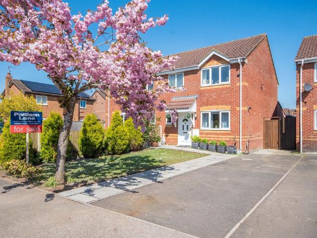 House for sale in Desborough, North Northamptonshire