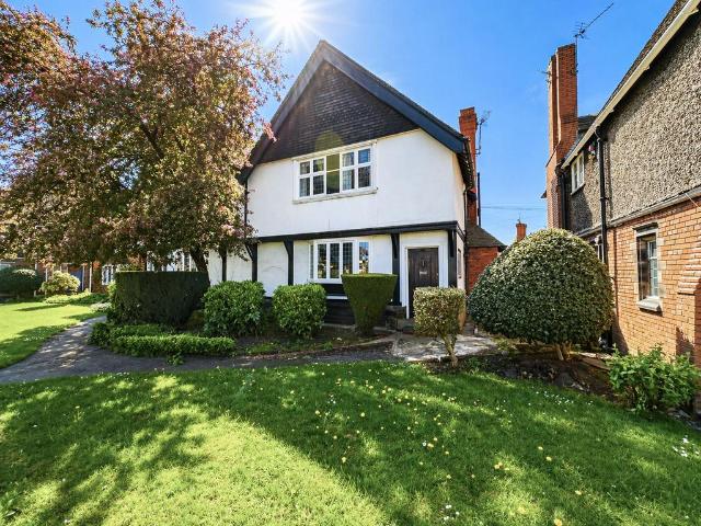House for sale in Bromborough Pool, New Ferry