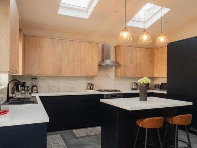 House for sale in Hendon Central, Greater London