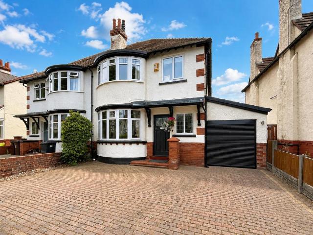 House for sale in Meols Cop, Southport