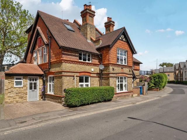 House for sale in Clewer Village, Windsor
