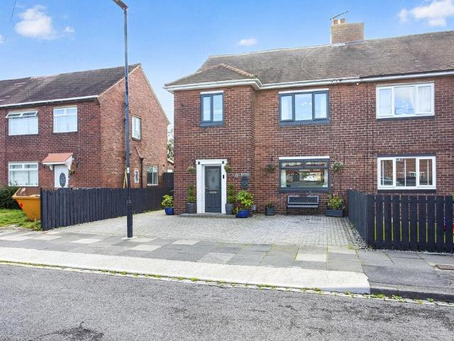 House for sale in Holystone, Benton