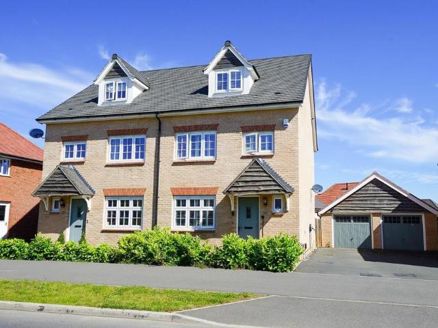 House for sale in Leighton-Linslade, Leighton Buzzard