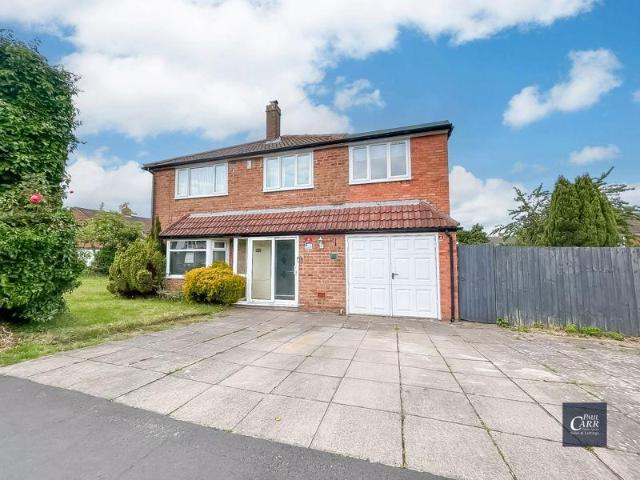 House for sale in Streetly, West Midlands