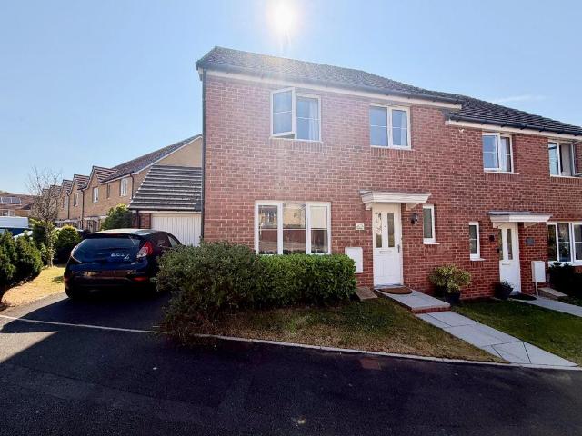 House for sale in Bryntirion, Wales