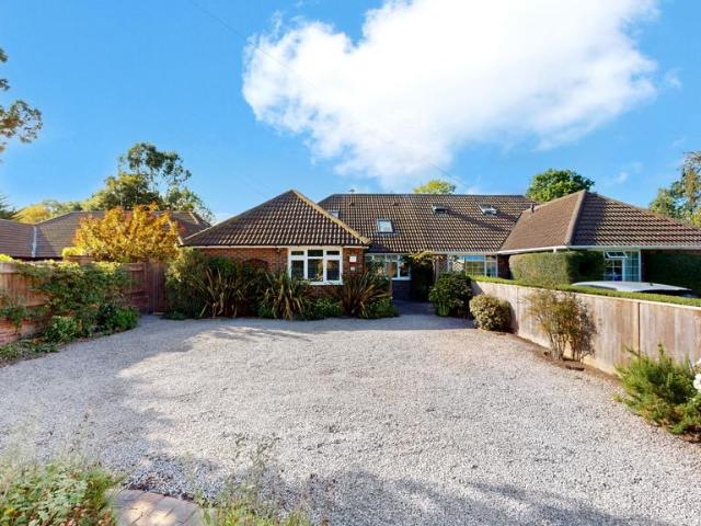 House for sale in Eastcote, Greater London
