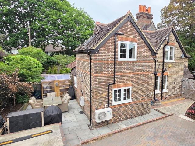 House for sale in Walstead, Perryfields