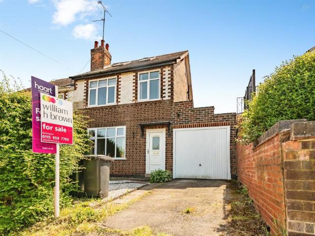 House for sale in Gedling, East Midlands