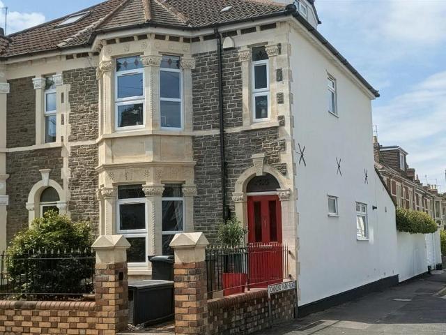 House for sale in Downend, Kingswood