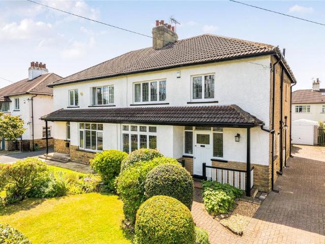 House for sale in Roundhay, West Yorkshire