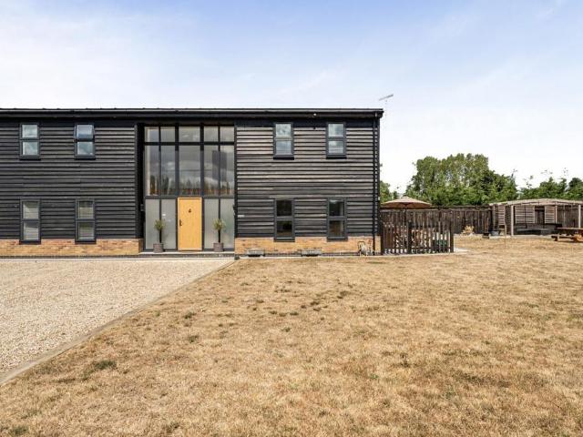 House for sale in Sandown Park, Kent