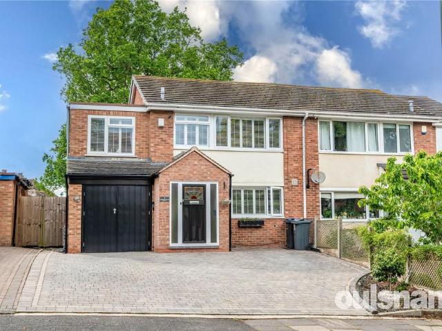 House for sale in Masefield, Turves Green