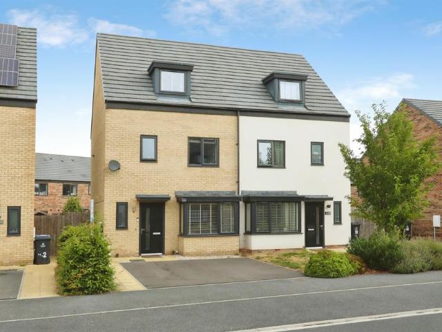 House for sale in Lakeside, South Yorkshire