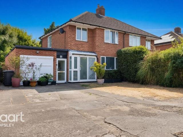 House for sale in Stopsley, Luton