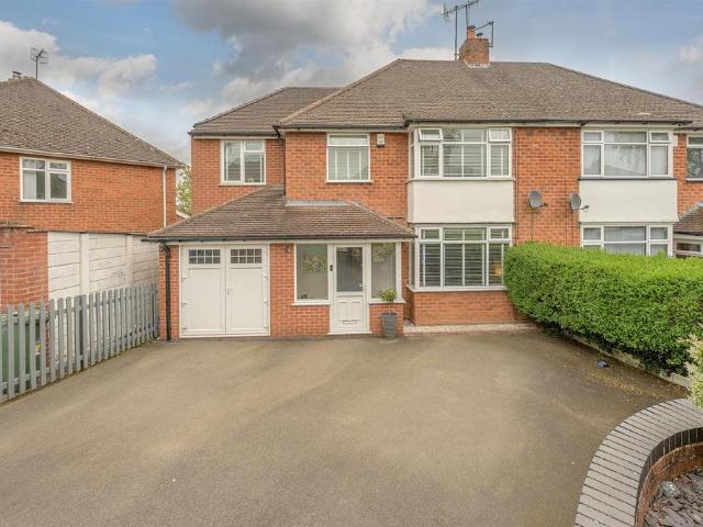 House for sale in Kingswinford, West Midlands