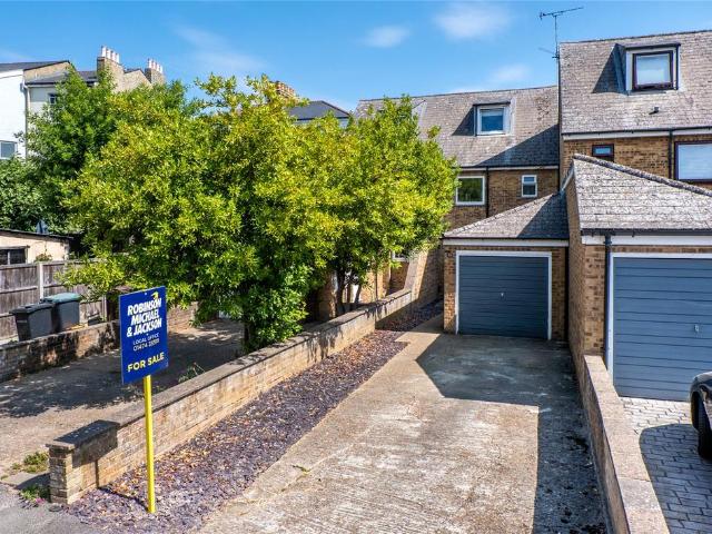 House for sale in Windmill Hill, Hamerton