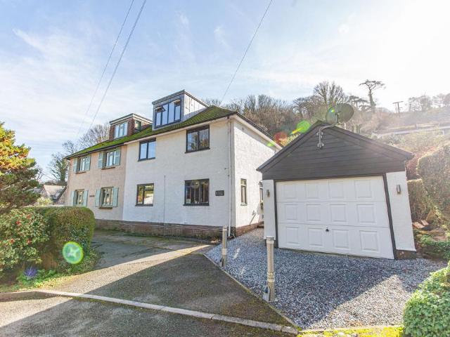 House for sale in Strode, Devon