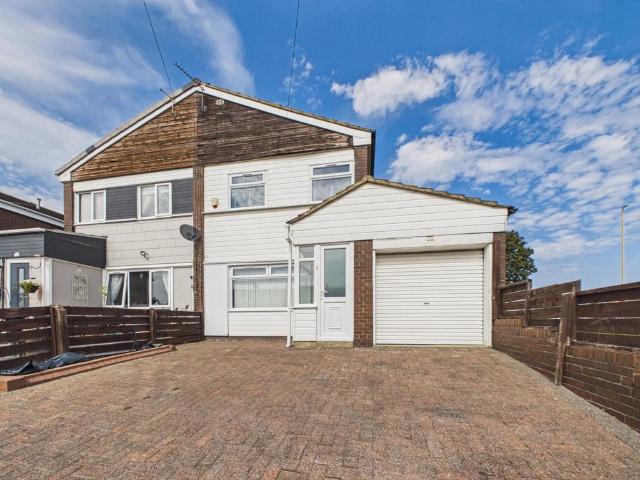 House for sale in Horsley Hill, South Shields