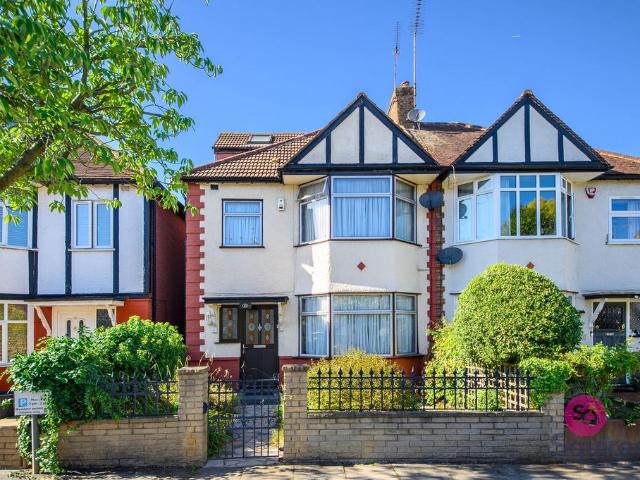 House for sale in London Borough of Barnet, Greater London