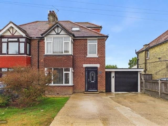 House for sale in Folkestone