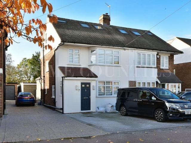 House for sale in Cranborne, Potters Bar
