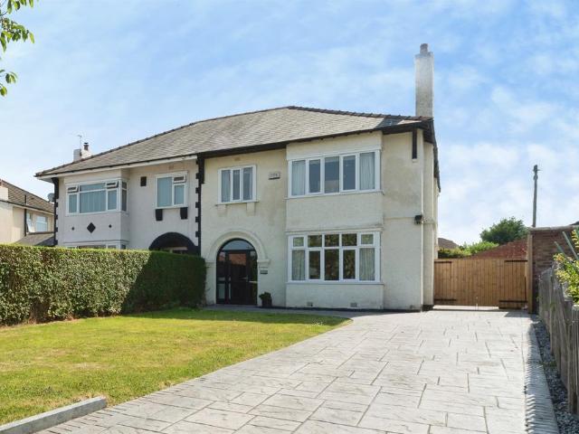 House for sale in Woodhey, Bebington