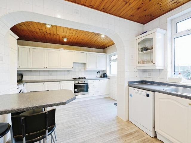 House for sale in Kingsbury, Greater London