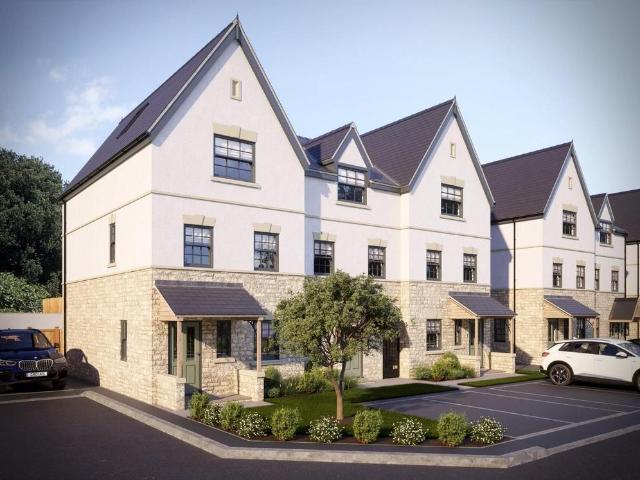 House for sale in Oakwood, West Yorkshire