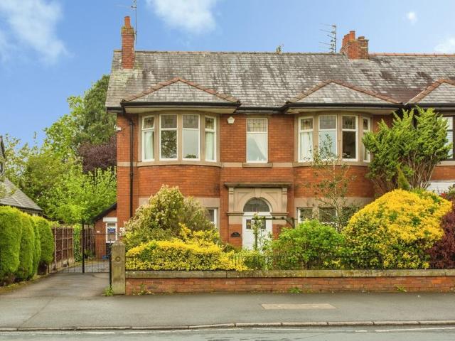 House for sale in Higher Bartle, Lancashire