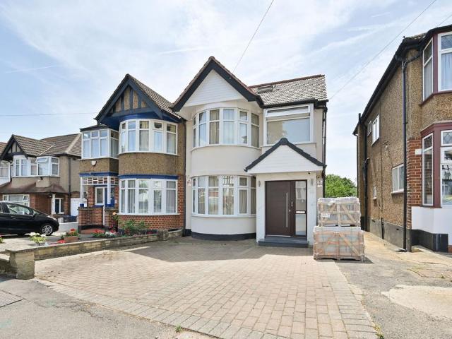 House for sale in Greater London