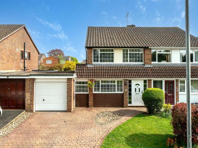 House for sale in Pouchen End, Hertfordshire
