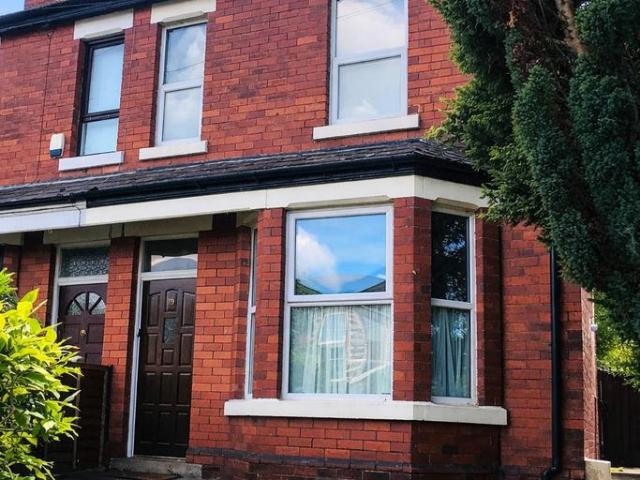 House for sale in Roby Mill, Lancashire