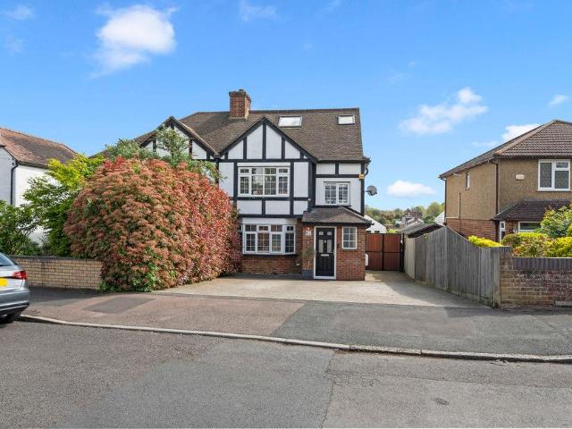 House for sale in Carshalton Beeches, Greater London