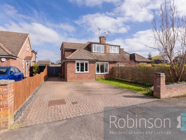 House for sale in Highway, Maidenhead