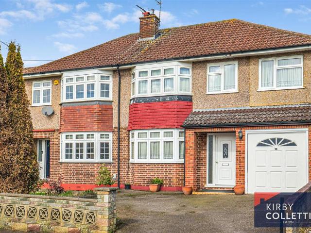 House for sale in Broxbourne, Hertfordshire