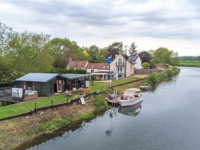 House for sale in Curry Rivel, Somerset