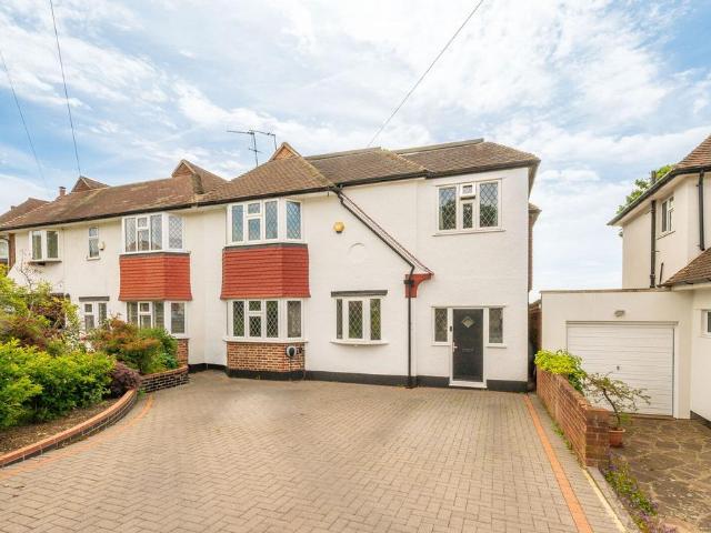 House for sale in London Borough of Croydon, Upper Norwood