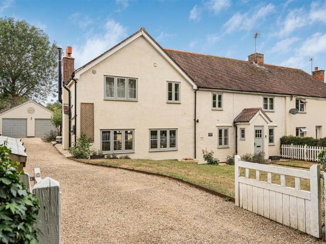 House for sale in Duton Hill, Essex