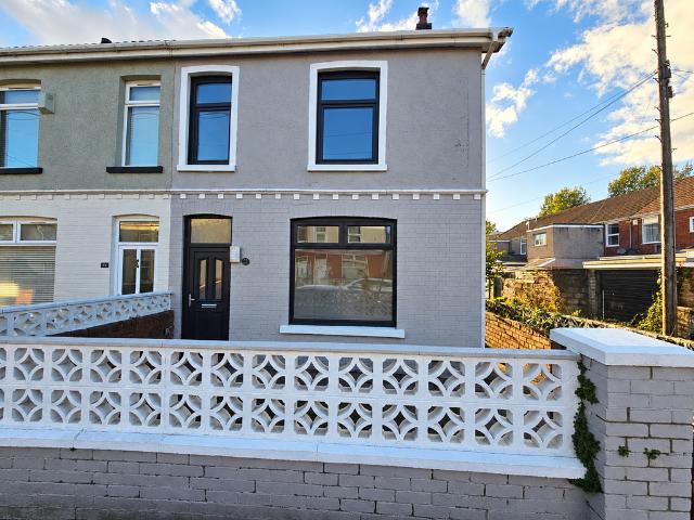 House for sale in Glynneath, Blaengwrach